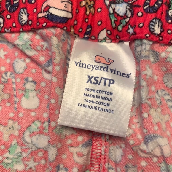 New without tags!   Vineyard Vines Santa Whales Christmas Pajama Pants XS. - Picture 3 of 9